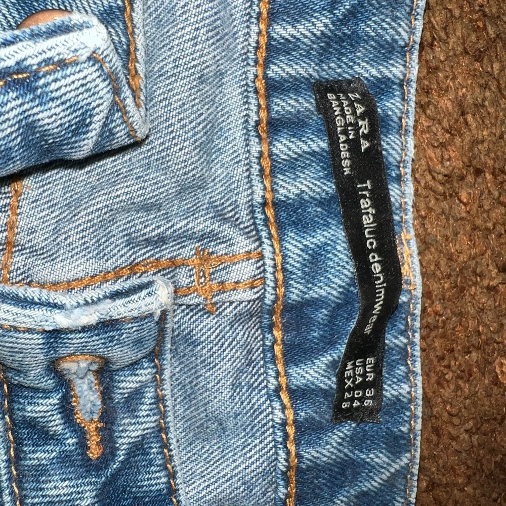 ZARA trafaluc jeans Size 4